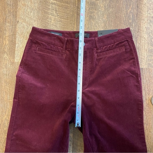 NWT Ann Taylor Curvy Skinny Mid Rise Burgundy Jeans Size 8 - Picture 5 of 11